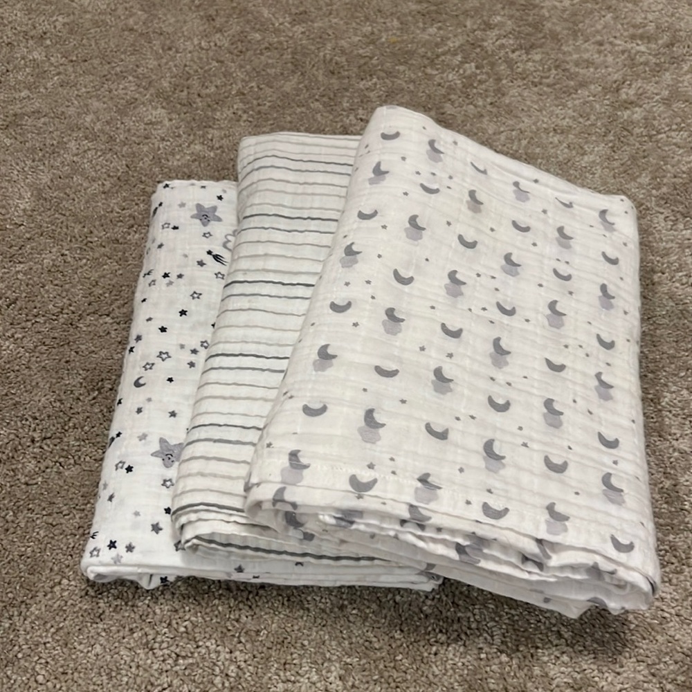 3 Pottery Barn Kids Swaddles